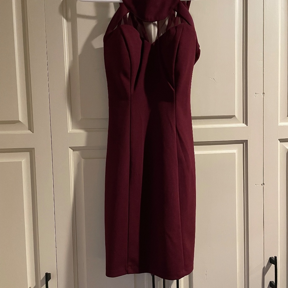 Speechless wine colored dress with strap designed back